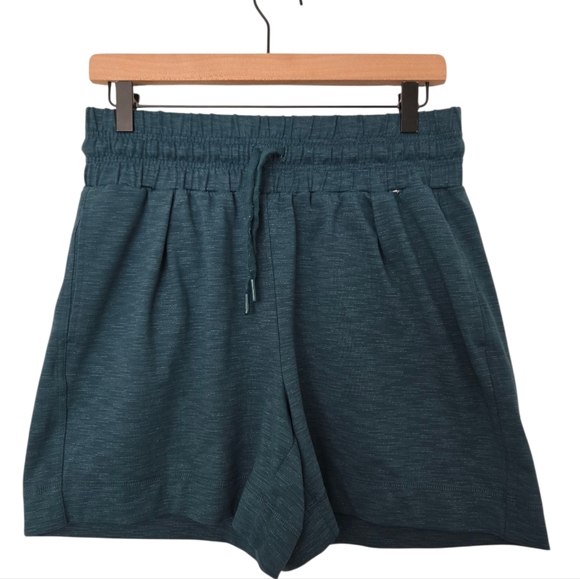 Mondetta Teal Women's Casual Shorts Size Medium - Picture 1 of 5